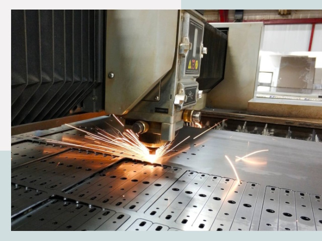 Лазерная резка металла в Шадринске от 620 руб.